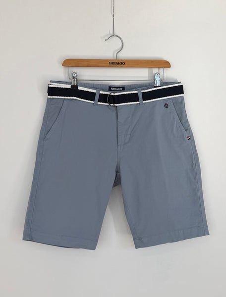 DKS Belted Bermuda Shortsit Vaalea Siniharmaa