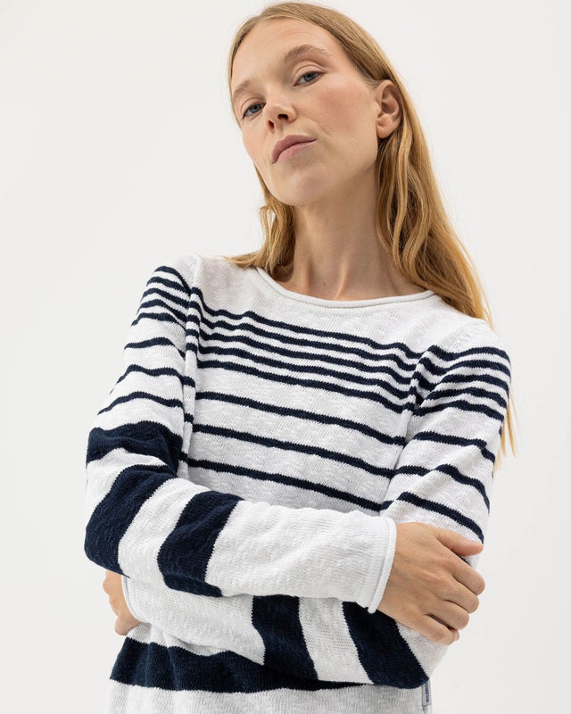 Juni Boatneck puuvillaneule Valkoinen/Tummansininen